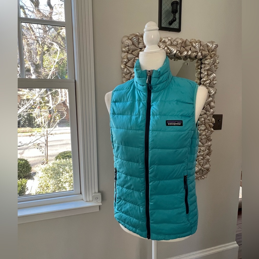 Patagonia Lightweight Duck Down Vest - Women's Size Small - Turquoise